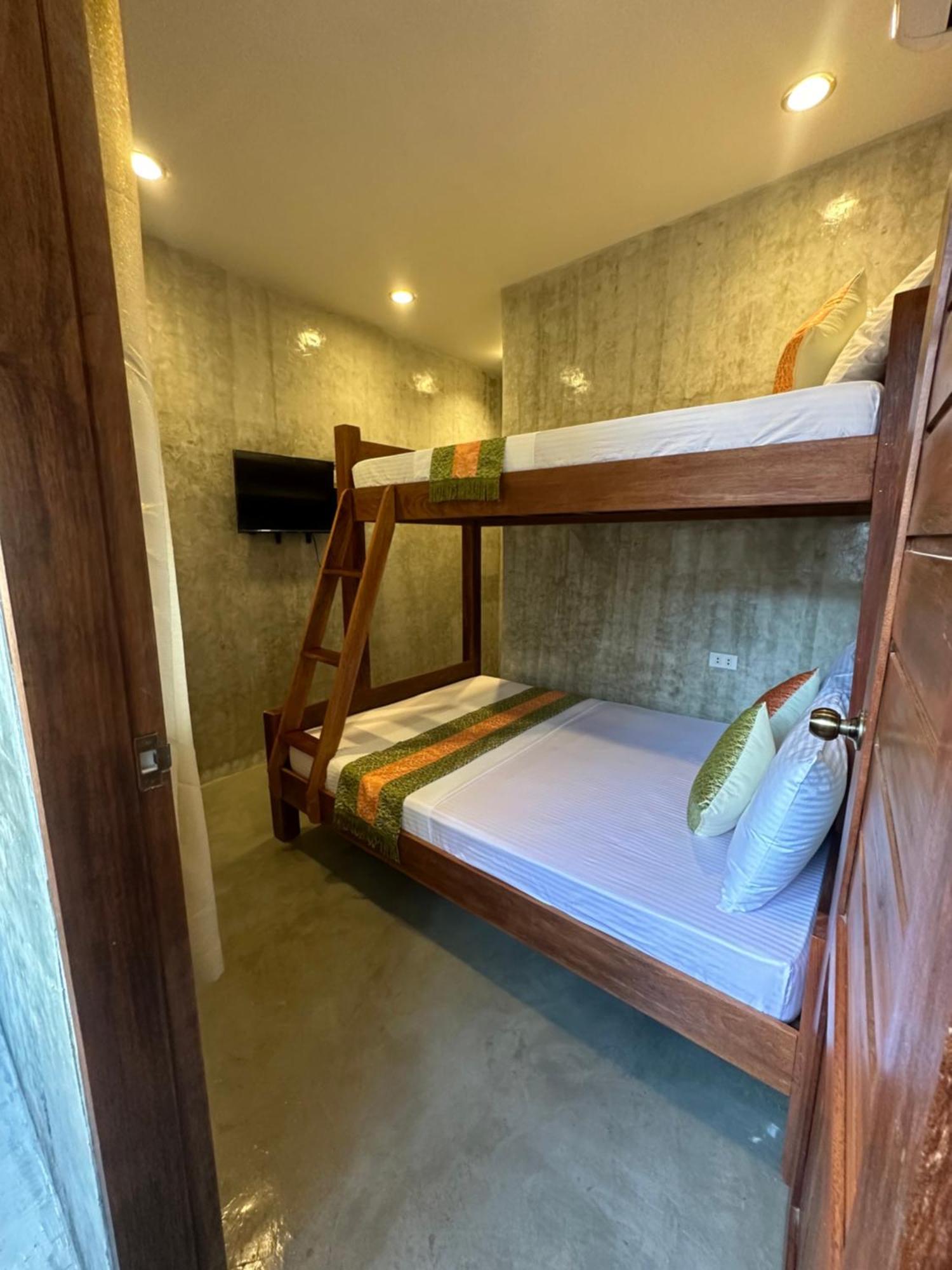 Rl Harbor Inn Annex 엘니도 외부 사진