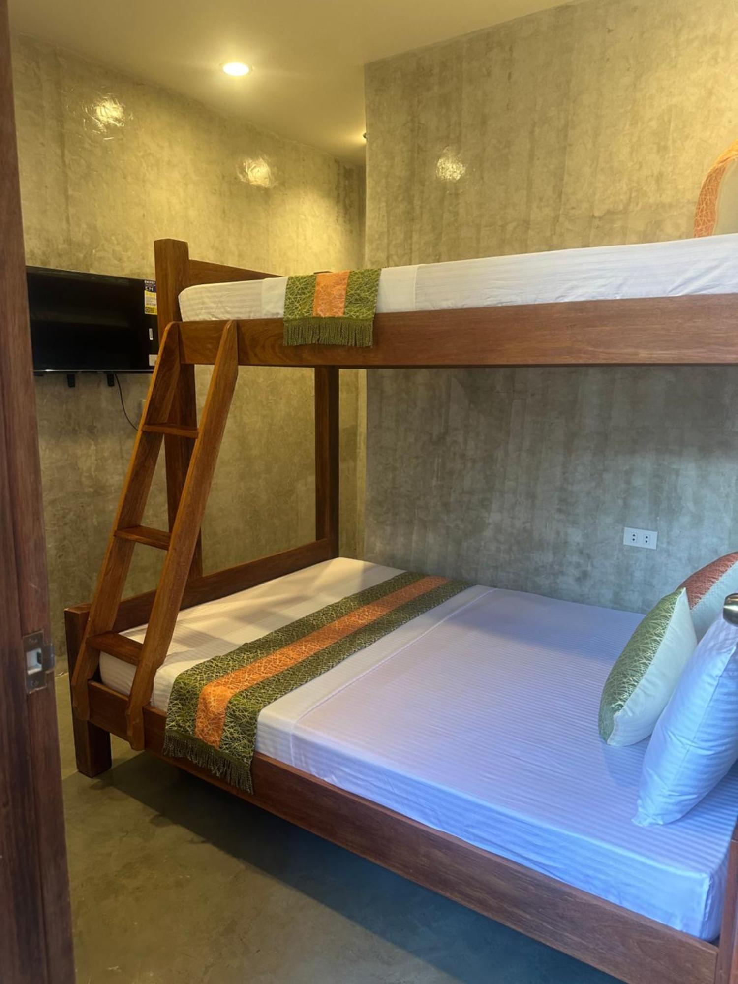 Rl Harbor Inn Annex 엘니도 외부 사진